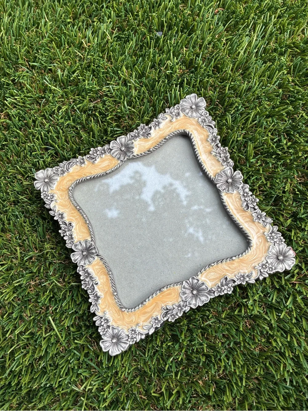 Ornate Floral Decorative Picture Frame in Silver and Gold Tones